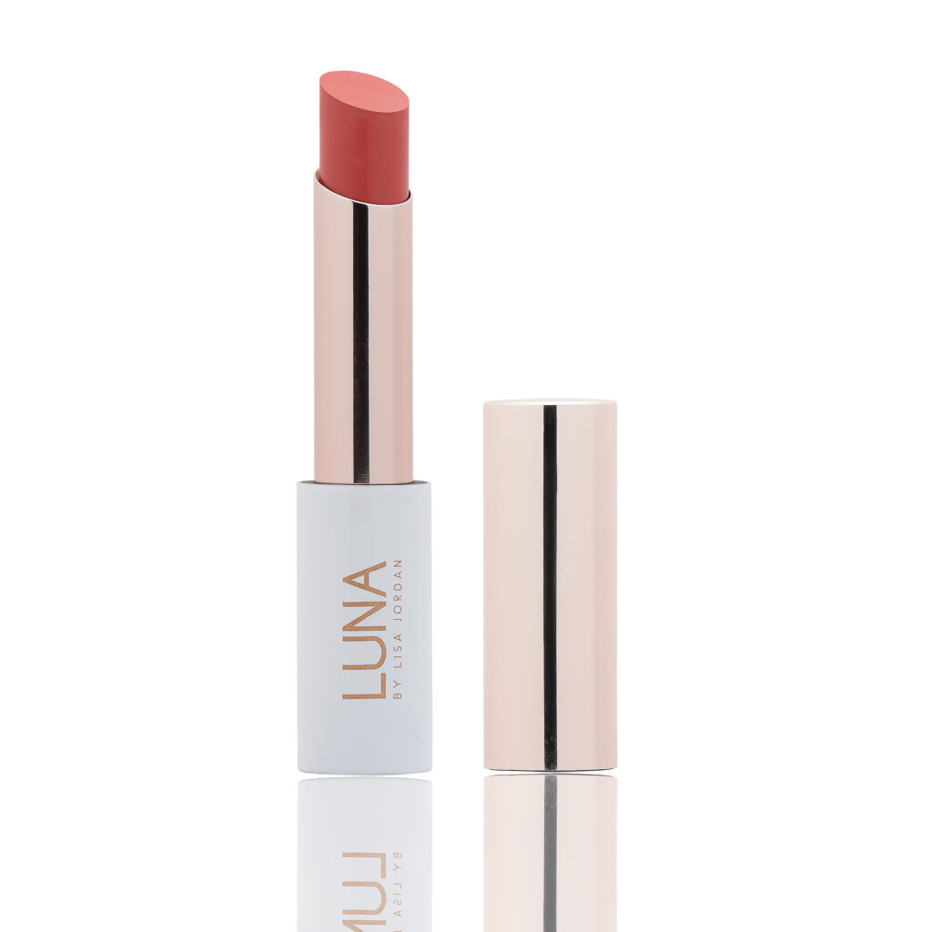 BE BOLD LET YOUR LIPS DO THE TALKING  WITH LUNA BY LISA.-beautifuljobs