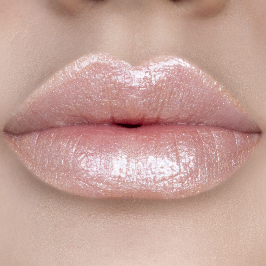 BE BOLD LET YOUR LIPS DO THE TALKING  WITH LUNA BY LISA.-beautifuljobs