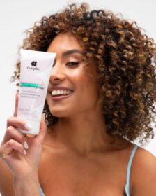 CURLYCO'S RADIANT RESOLUTIONS: TAKE YOUR CURLY HAIR CARE TO NEW HEIGHTS IN 2024! - beautifuljobs