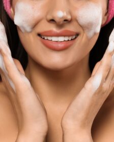 NEW Magnetic[+] Afterglow Cleanser Acts Like a Magnet to Help Skin Retain Moisture-beautifulljobs